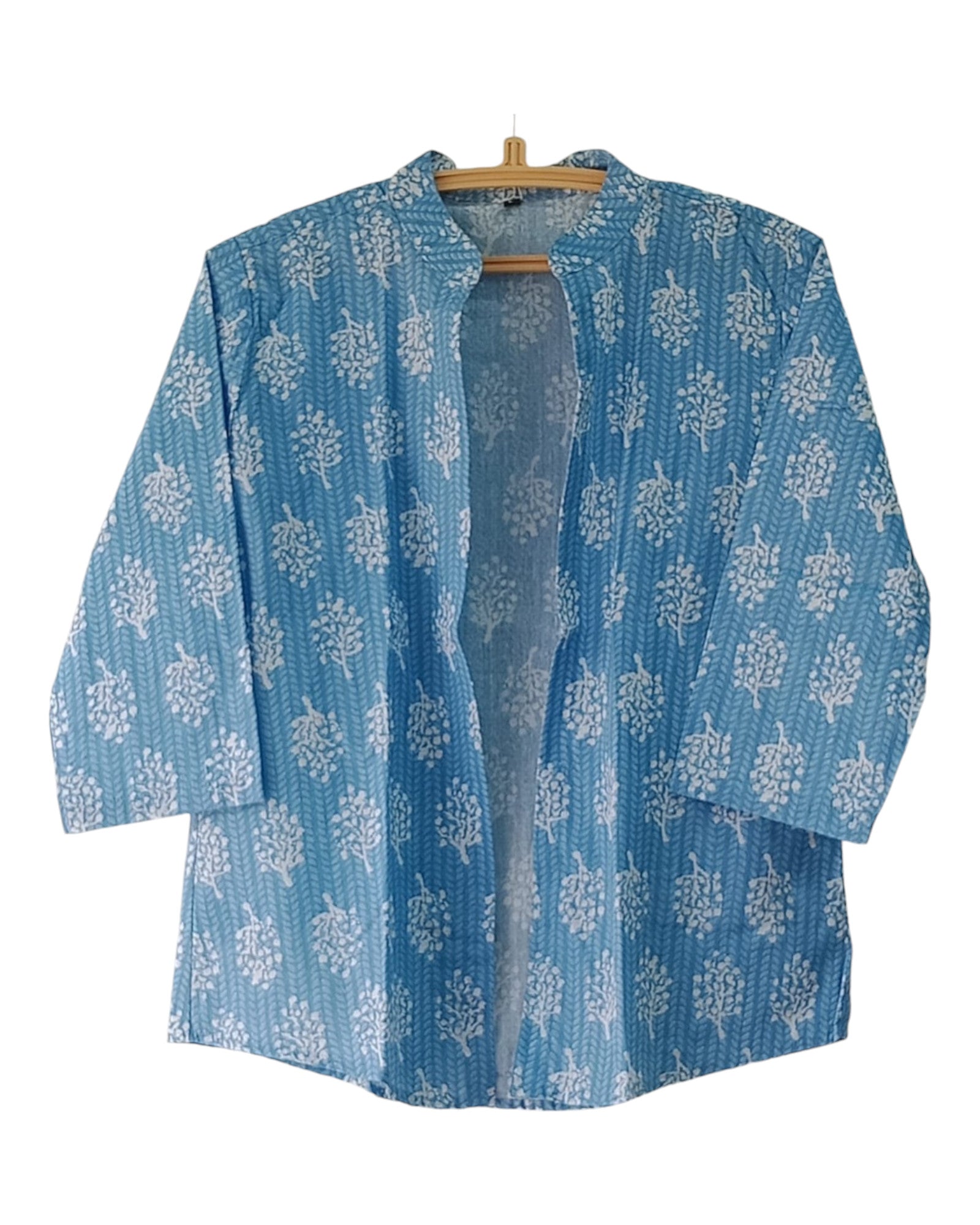 Buy Gurjari Print Short Cotton Shrug in blue – Tvahra