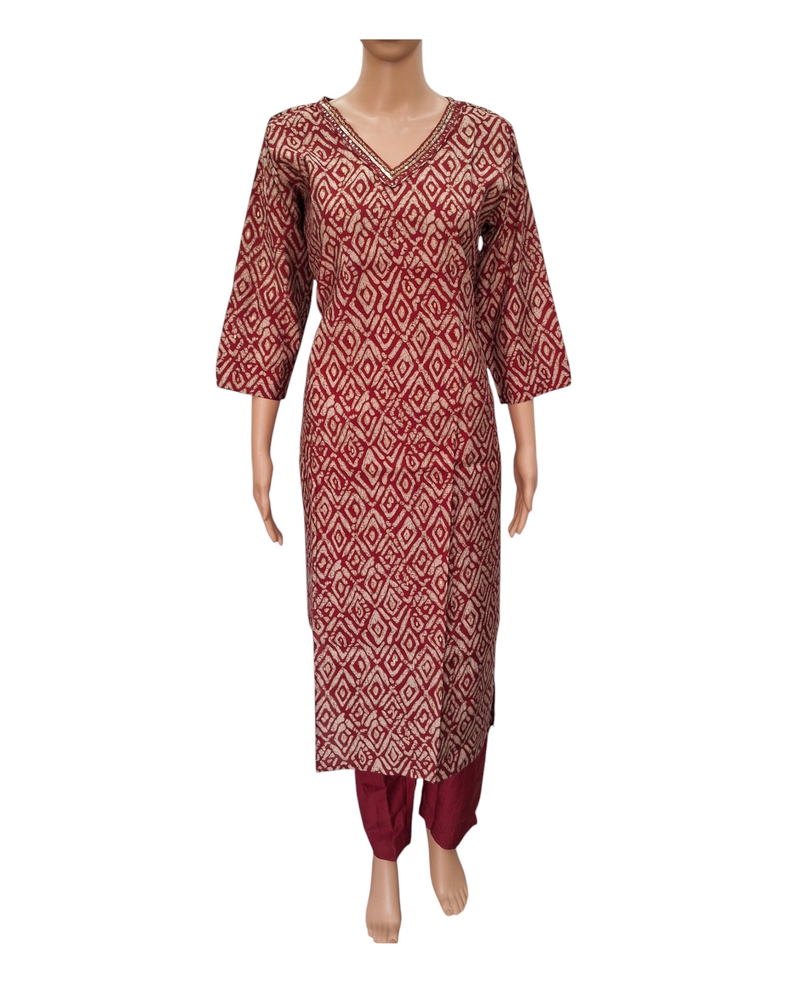 Buy V-Neck Chanderi Kurta Pant Dupatta Set With Sequin & CutDana Work in maroon – Tvahra