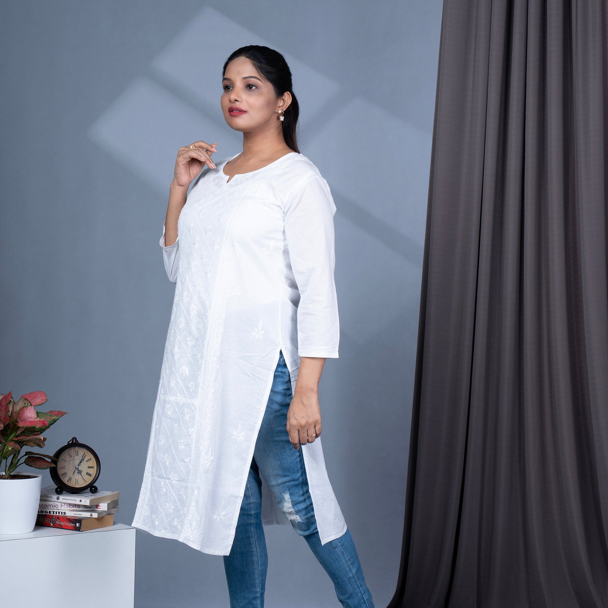 White Chikankari Embroidery Cotton Kurta