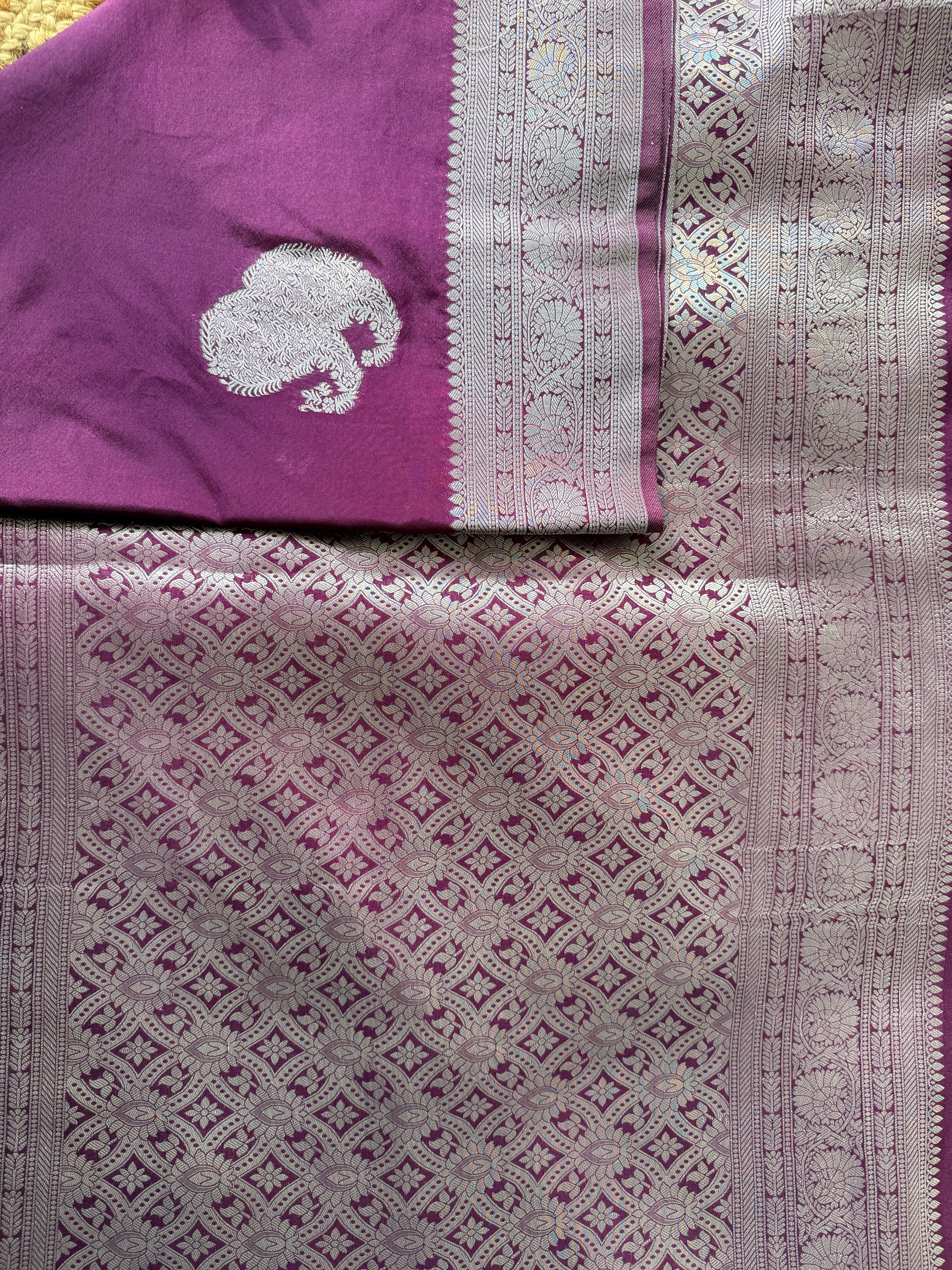 Chinon Crepe Saree With Silver Butta And Silver Jari Border