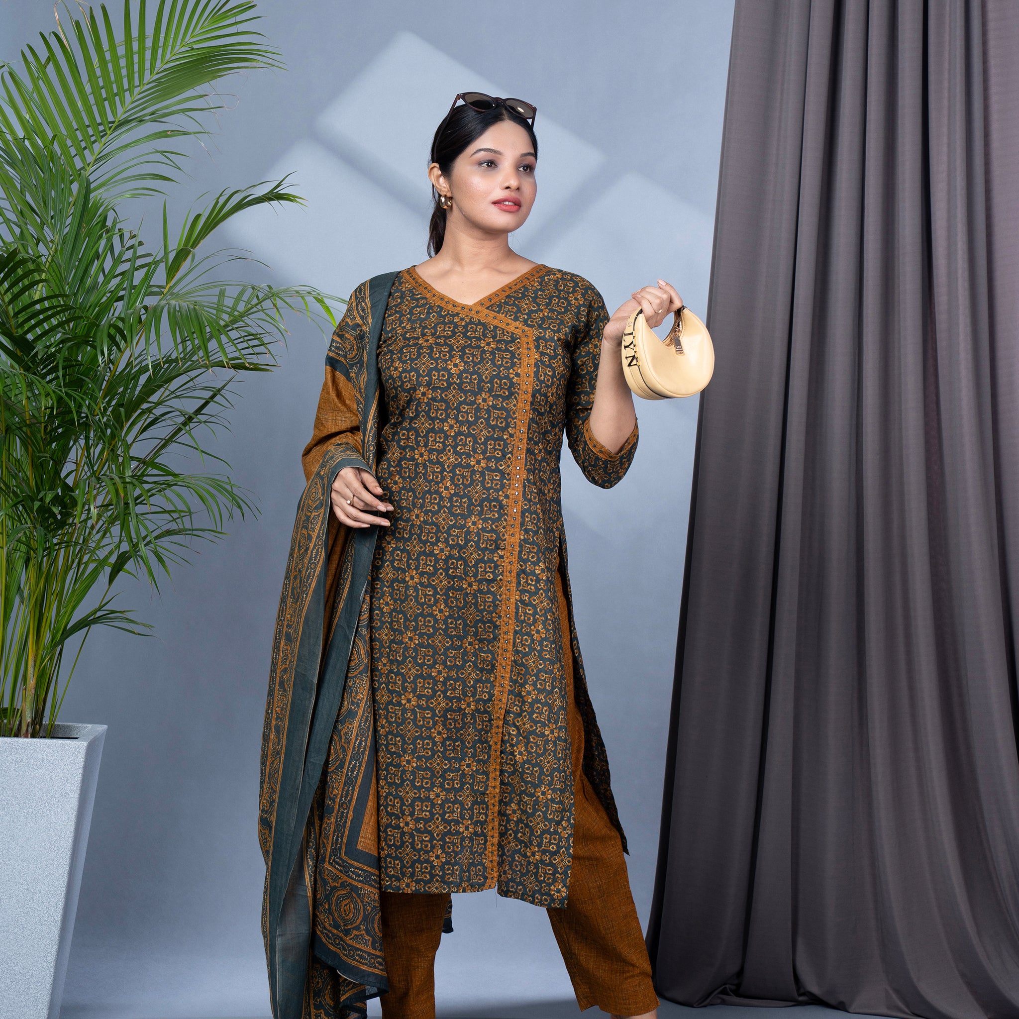 Patola Print Cotton Kurta Pant Dupatta Set