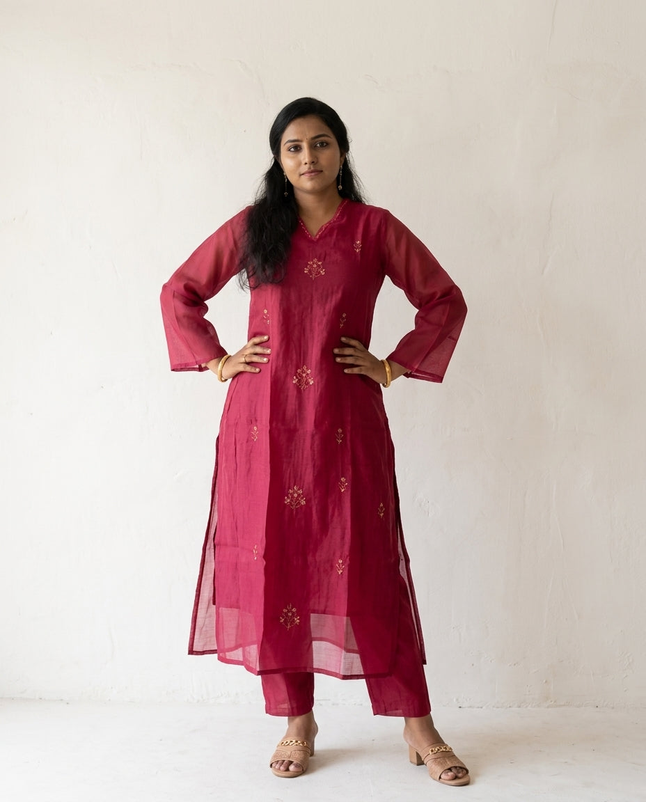 Onion Pink Solid Mul Chanderi Kurta Pant Dupatta Set