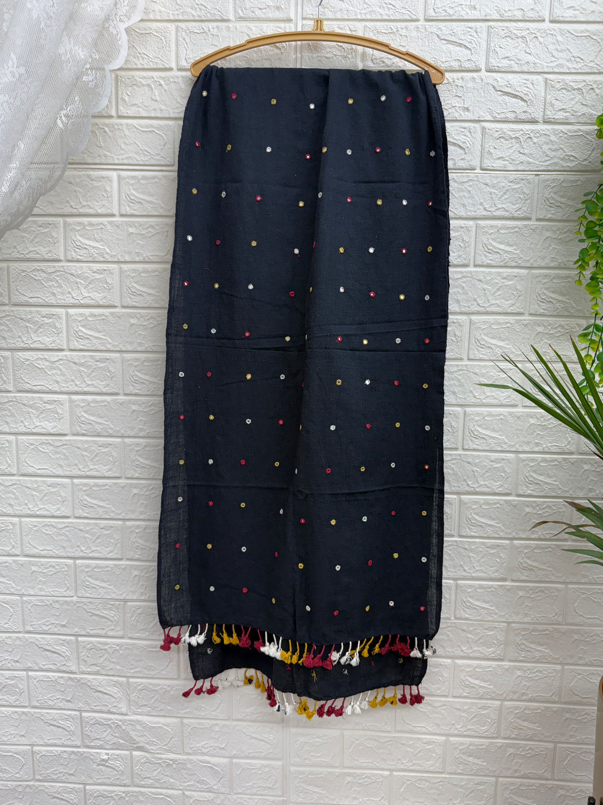 Indo-western Kala Cotton Handloom Stole With Real Mirror Work And Tassels-Black