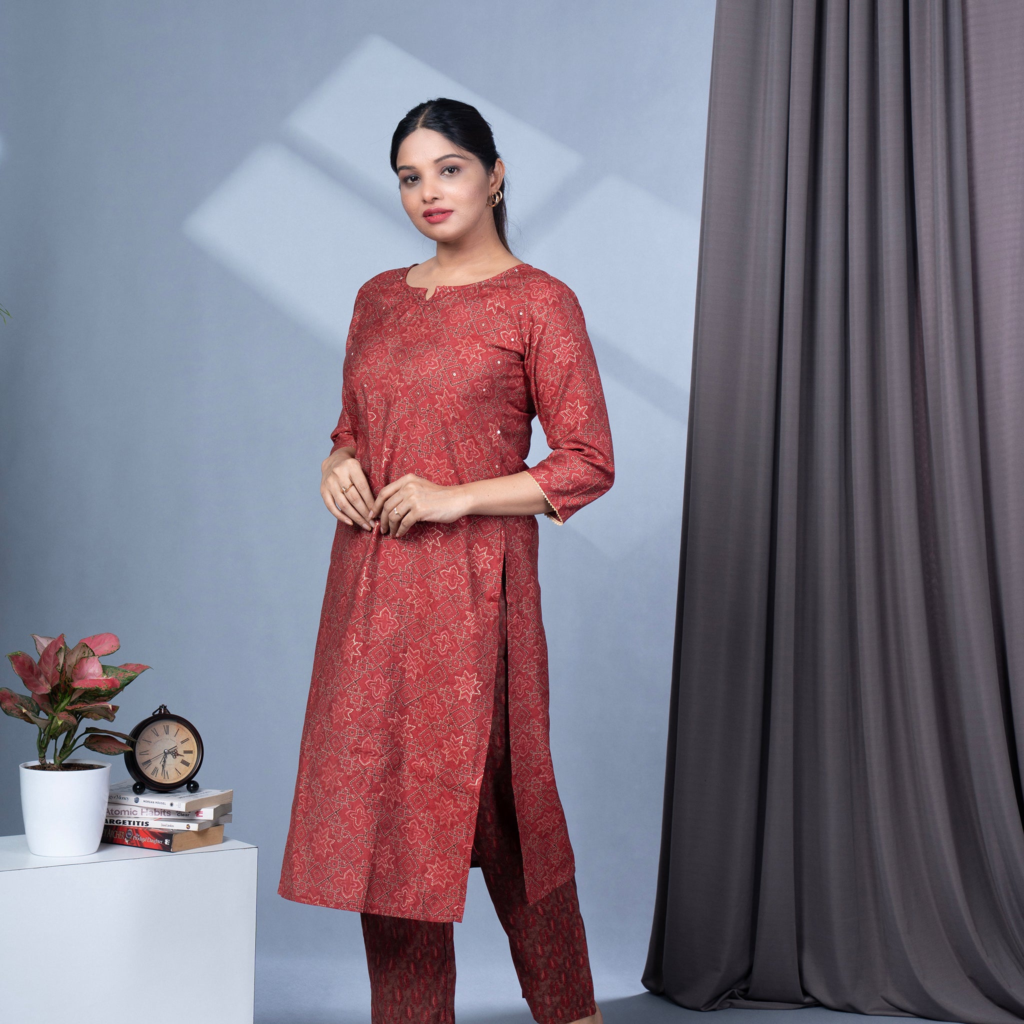 Gold Foil Print Chanderi Silk Kurta Pant Dupatta Set