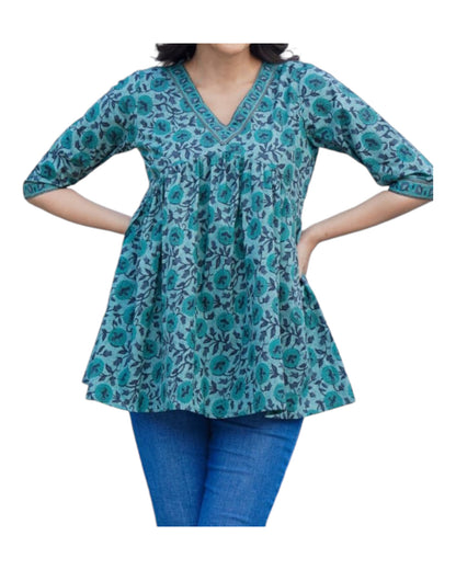 Buy V-Neck Peplum Cotton Tunic in green – Tvahra