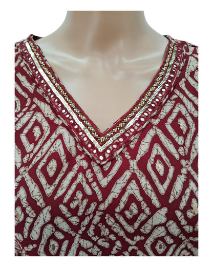 Buy V-Neck Chanderi Kurta Pant Dupatta Set With Sequin & CutDana Work in maroon – Tvahra