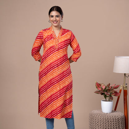 Leheriya Print Cotton Kurta With Embroidered V Neck
