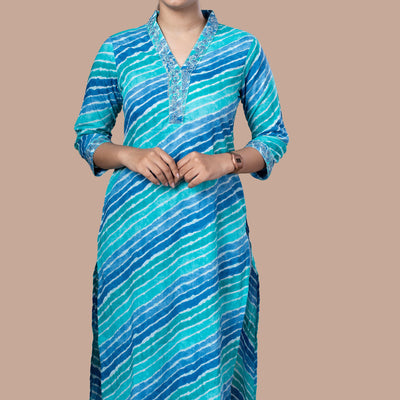 Leheriya Print Cotton Kurta With Embroidered V Neck - Blue