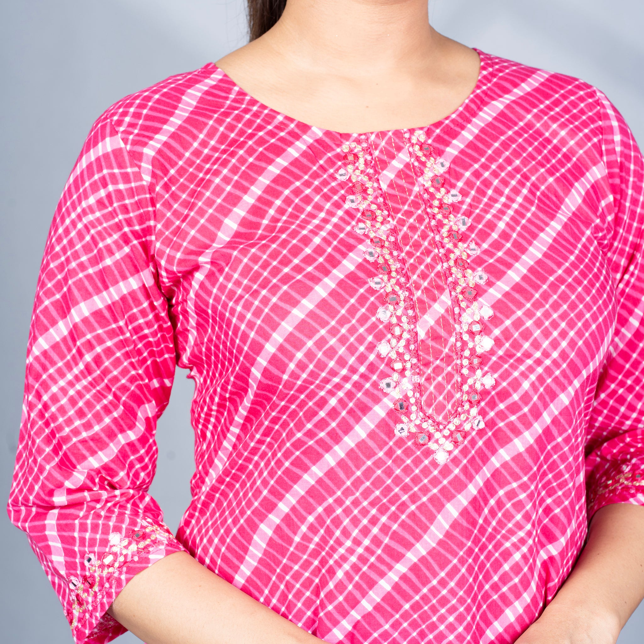 Leheriya Print Round Neck Cotton Kurta With Mirror Work