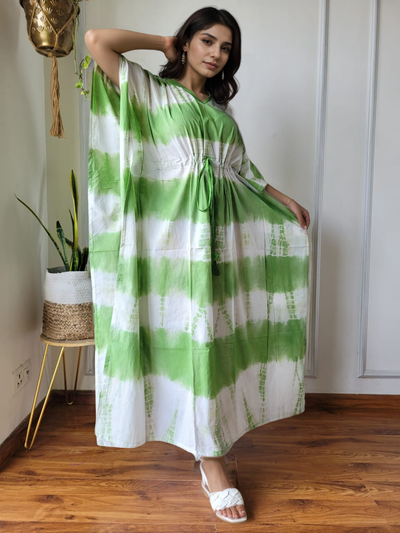 Buy Shibhori Cotton Kaftan Nightie in green – Tvahra