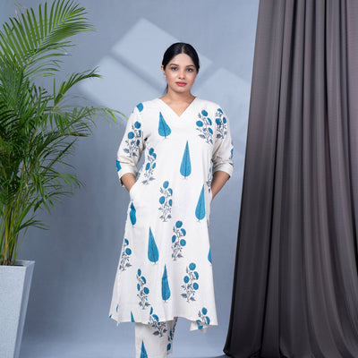 Cotton A Line V Neck Kurta Pallazo Set With 2 Pockets