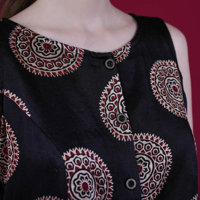 Buy Ajrakh Mashru Silk Skirt And Top in Red and Black – Tvahra