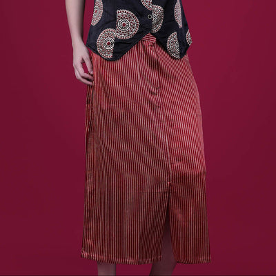 Buy Ajrakh Mashru Silk Skirt And Top in Red and Black – Tvahra