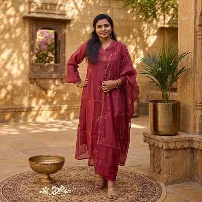 Onion Pink Solid Mul Chanderi Kurta Pant Dupatta Set