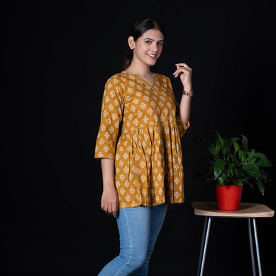 Cotton Peplum Top With V Neck - White & Blue