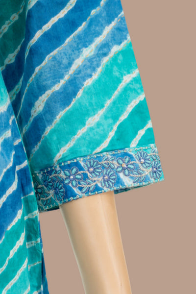 Leheriya Print Cotton Kurta With Embroidered V Neck - Blue